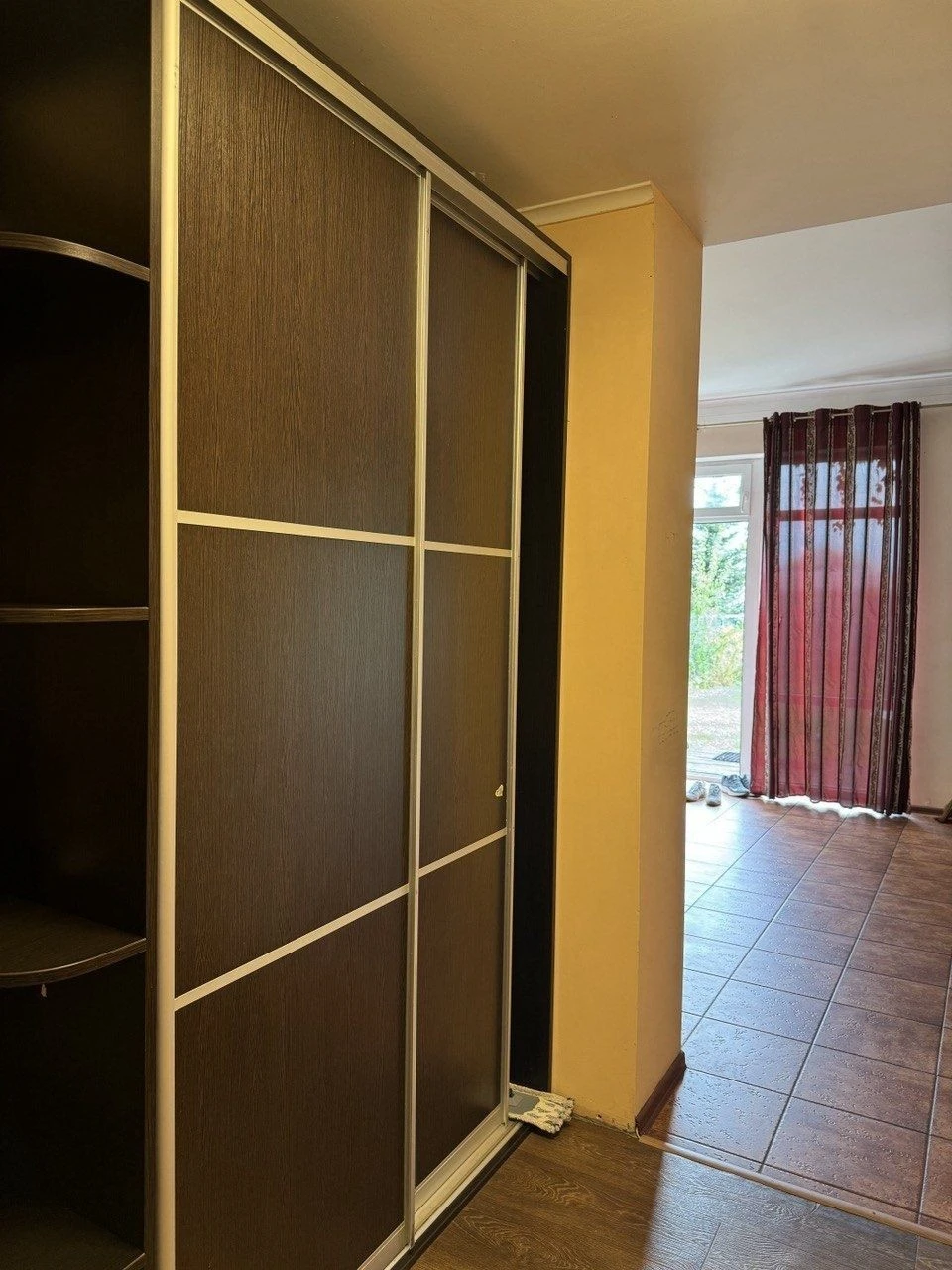 Дом 85 кв. м с террасой, 3 комнаты, 2 парковочных места