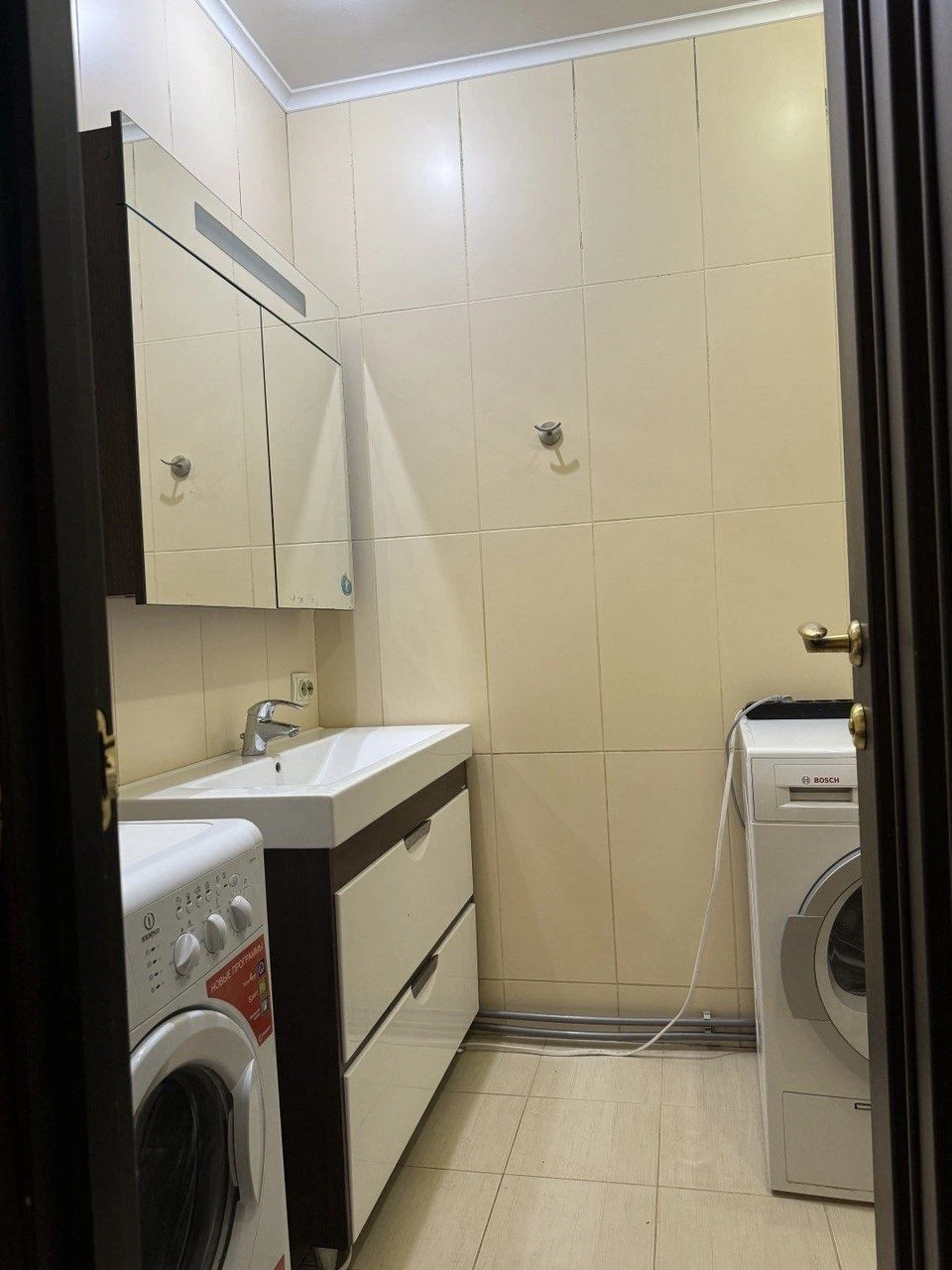 Дом 85 кв. м с террасой, 3 комнаты, 2 парковочных места
