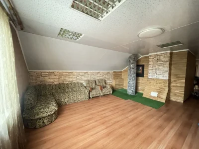 Rent House in Osokorky, 160 sq m, 8 rooms, basement, 30 sq m basement, garage