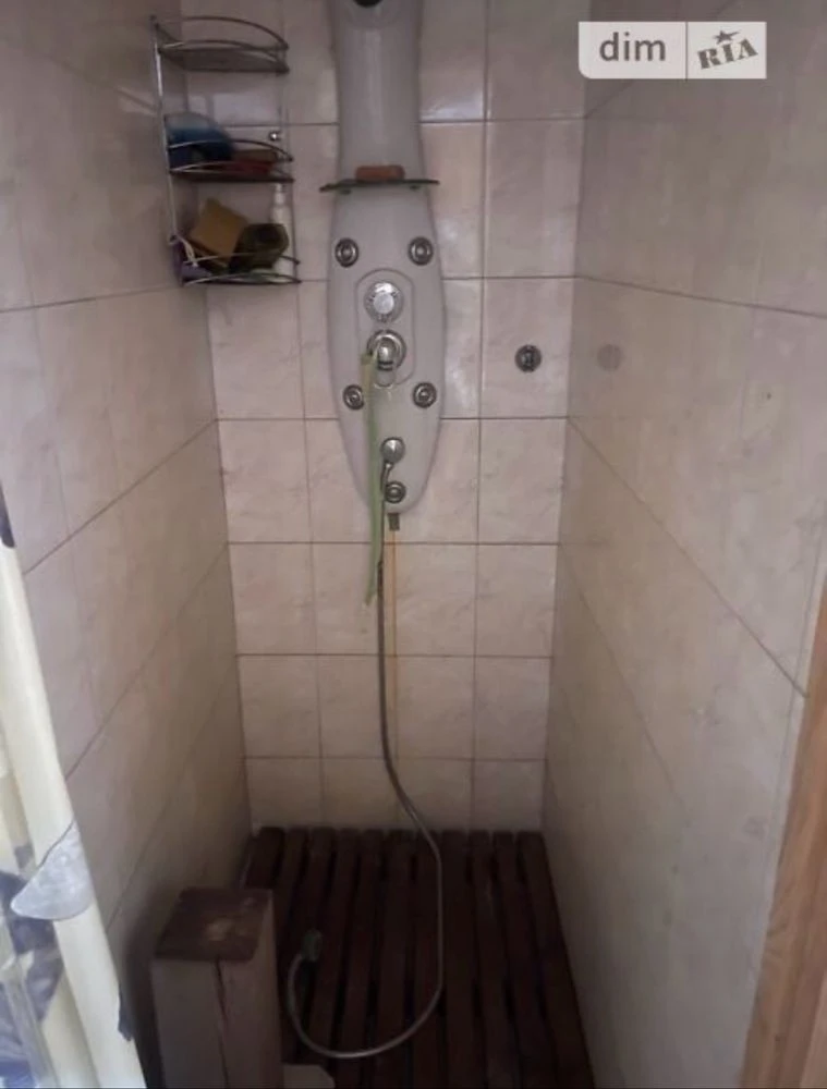 Rent House in Osokorky, 160 sq m, 8 rooms, basement, 30 sq m basement, garage