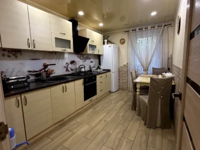 Sale of a 4-room apartment 75 m² on the 2nd floor/9th floor.