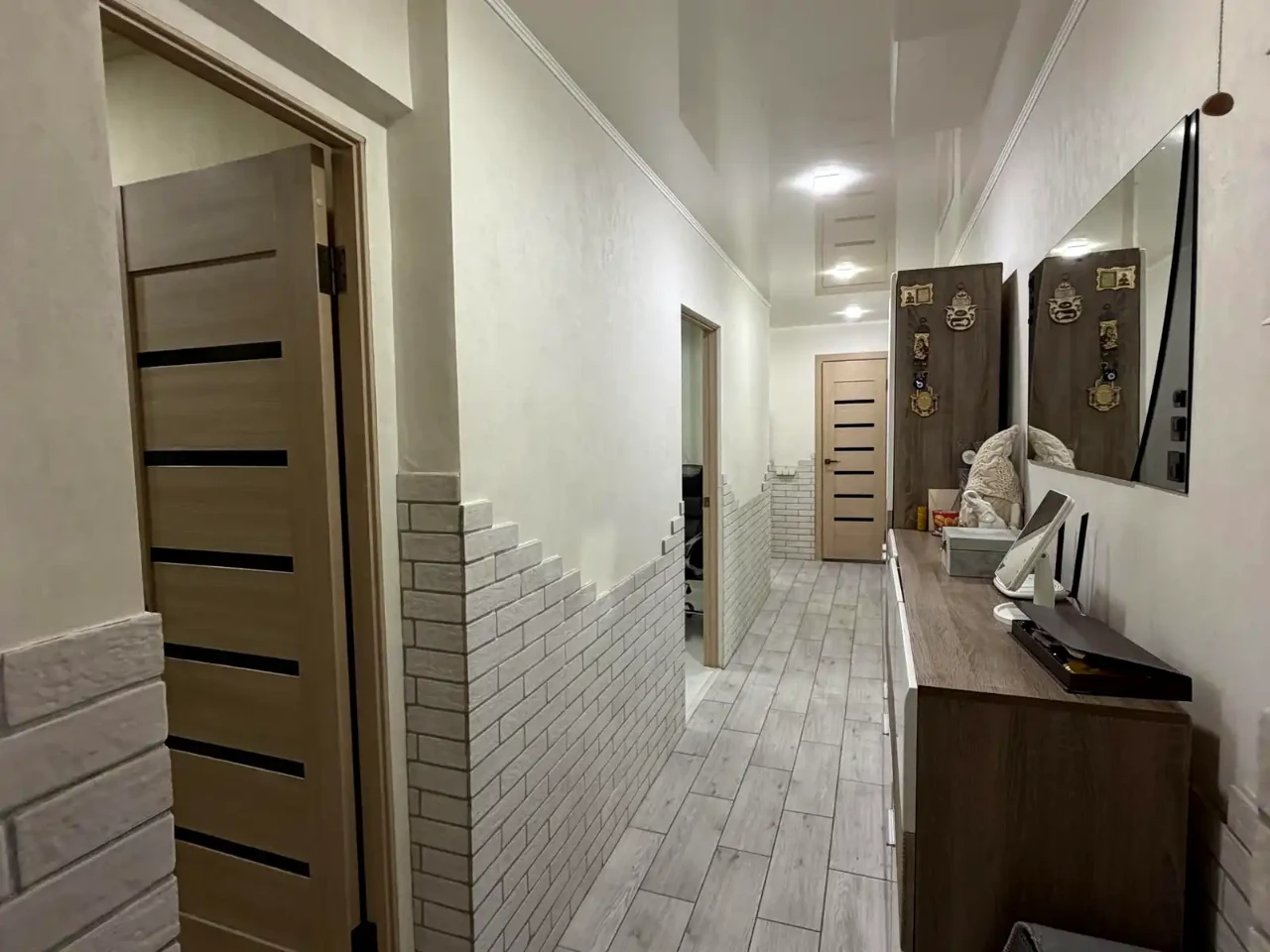 Sale of a 4-room apartment 75 m² on the 2nd floor/9th floor.