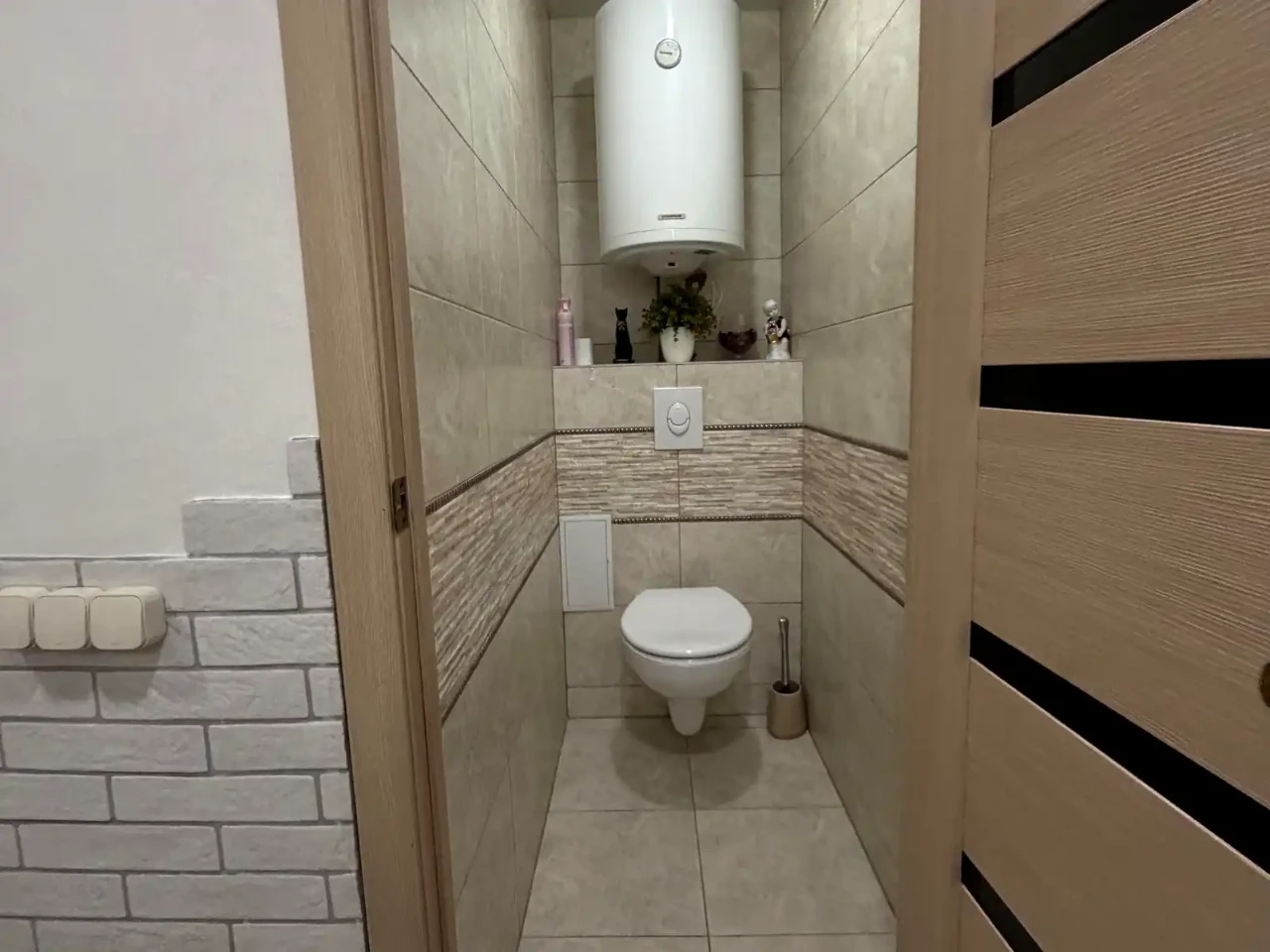 Sale of a 4-room apartment 75 m² on the 2nd floor/9th floor.