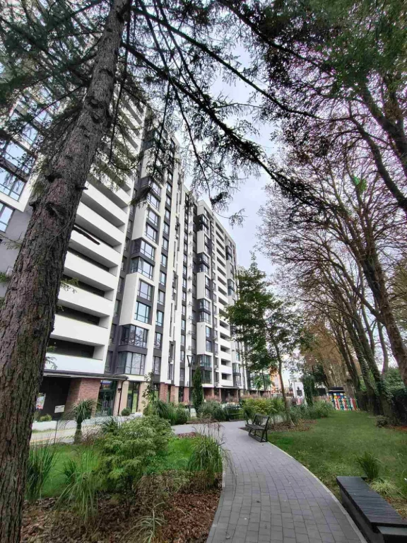 One-bedroom apartment for sale with excellent layout