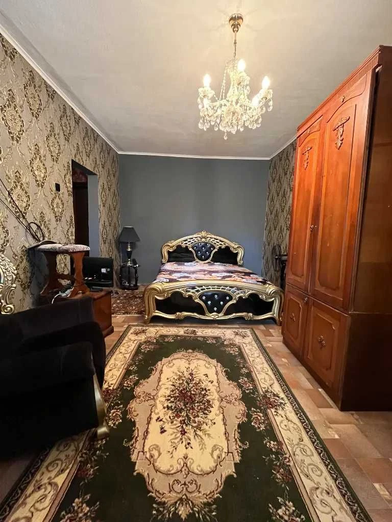Продаж 1-кімнатної квартири в Придніпровську, вулиця Василя Симоненка, 1