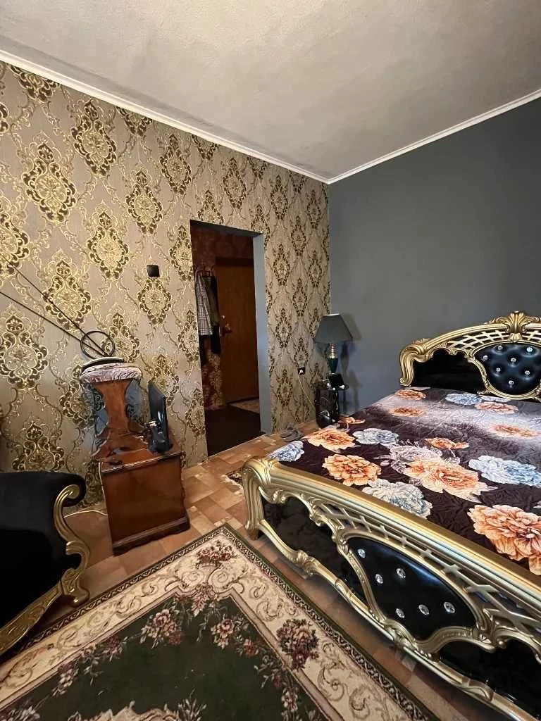 Продаж 1-кімнатної квартири в Придніпровську, вулиця Василя Симоненка, 1