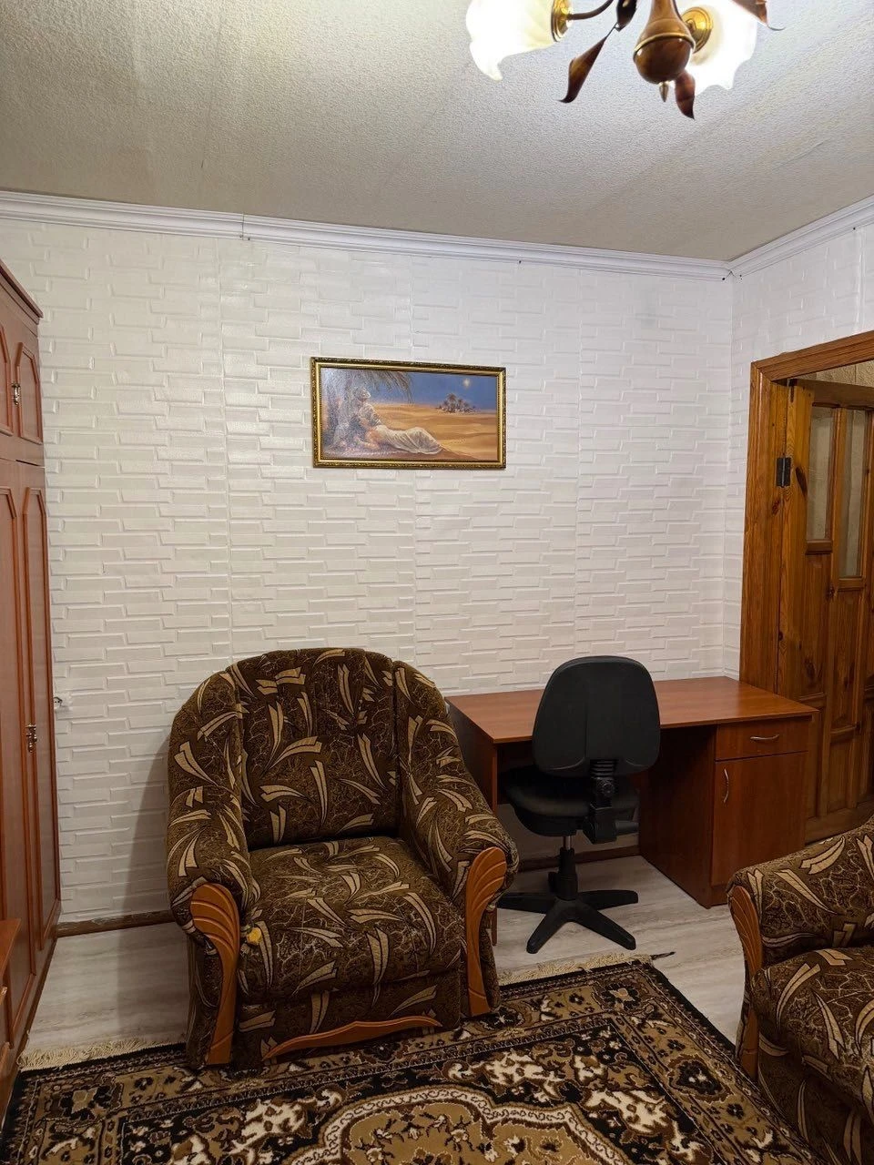 Продам квартиру 1-комнатную  в г. Городня 1 этаж