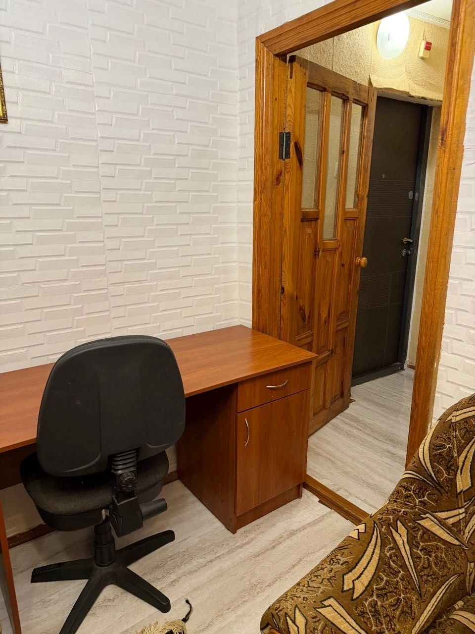 Продам квартиру 1-комнатную  в г. Городня 1 этаж