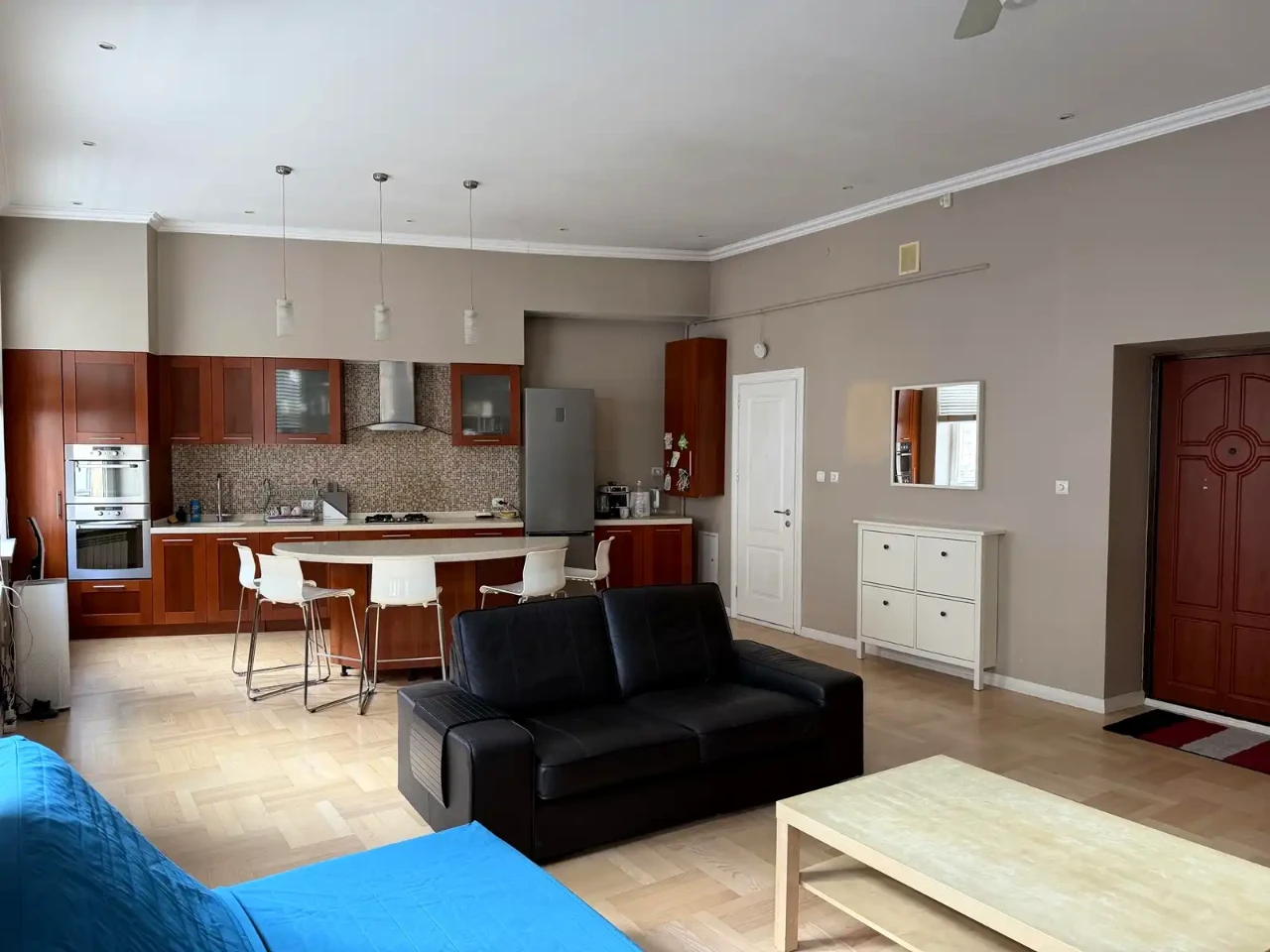 Sale of a 3-room apartment 99.9 sq.m. 3/3 floor