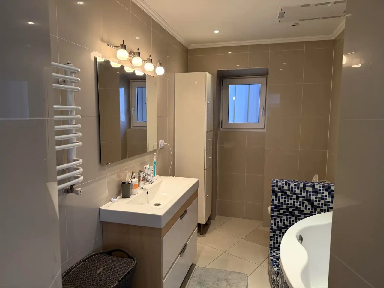 Sale of a 3-room apartment 99.9 sq.m. 3/3 floor