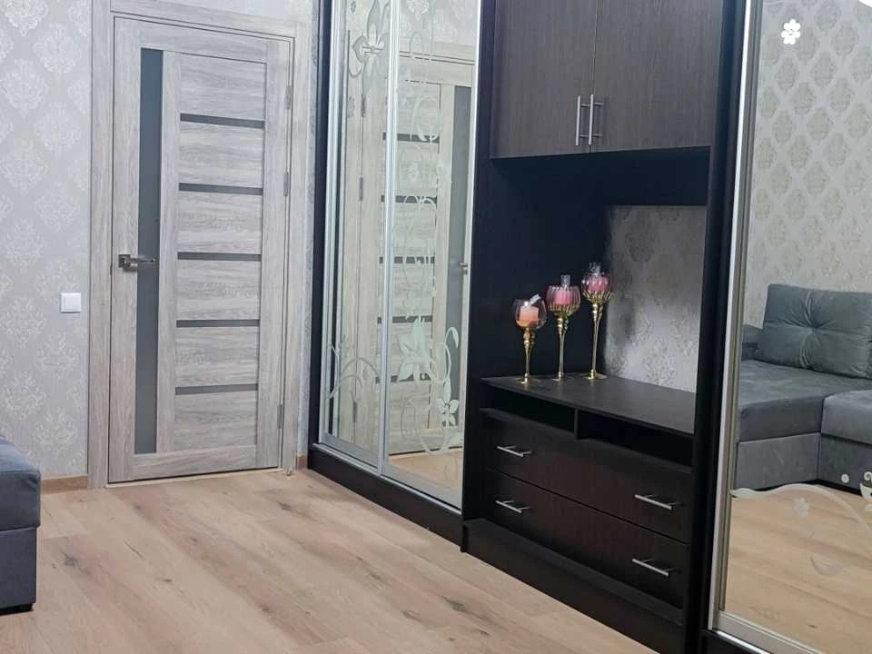 Apartment. Ivano-Frankivsk, Vasyl Stus Street