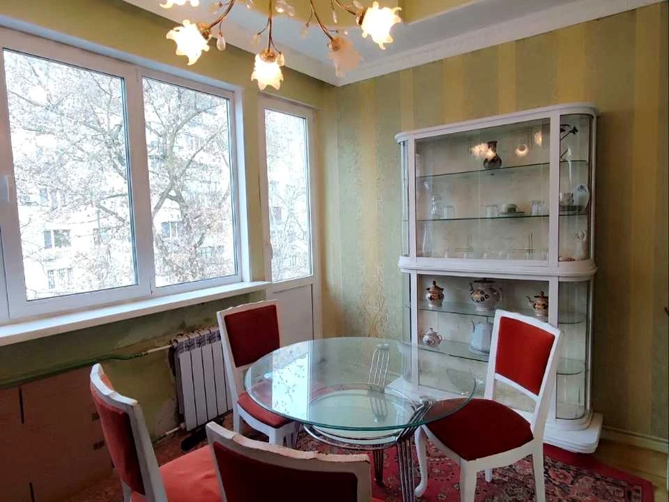 Apartment. Sumy, Petro Pavlovskaya Street