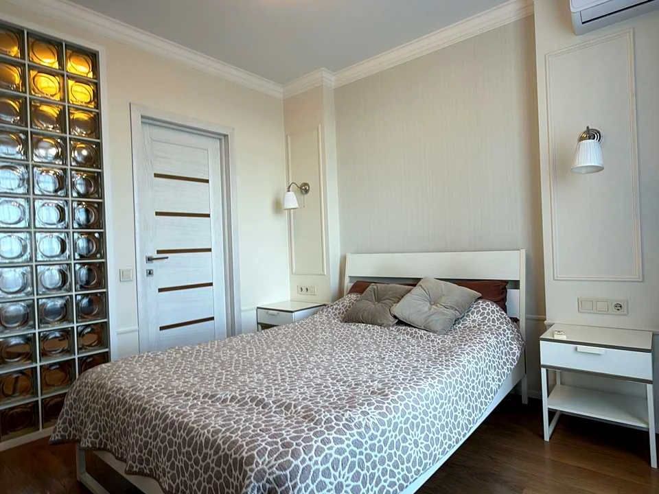 Apartment. Kyiv, Biloruska Street