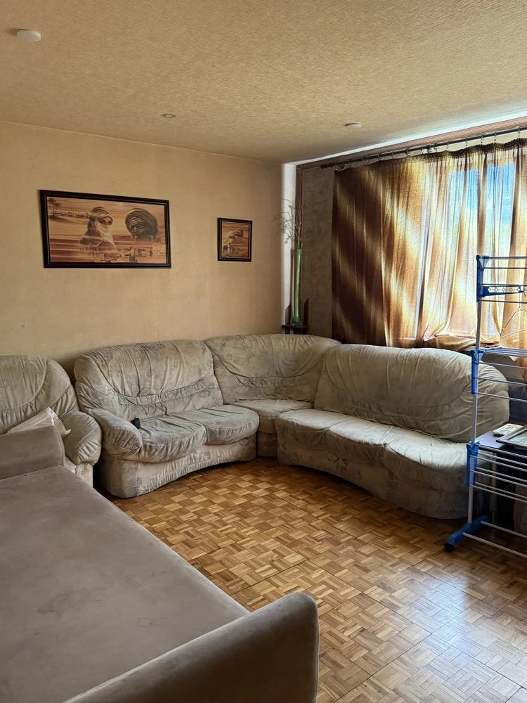 Продаж Будинку в районі 13 Школи