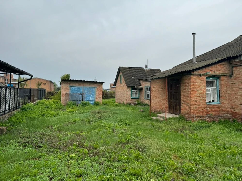 Residential House for Sale in Kobelyak Center