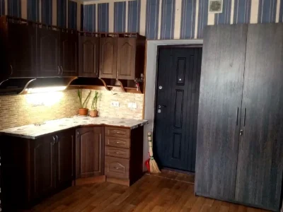 Rent 1-bedroom apartment 18.6 sq m, 5th floor.