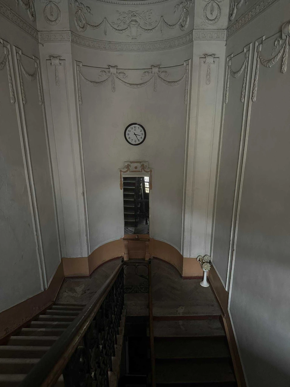Sale of 1 room apartment near park and the University of...