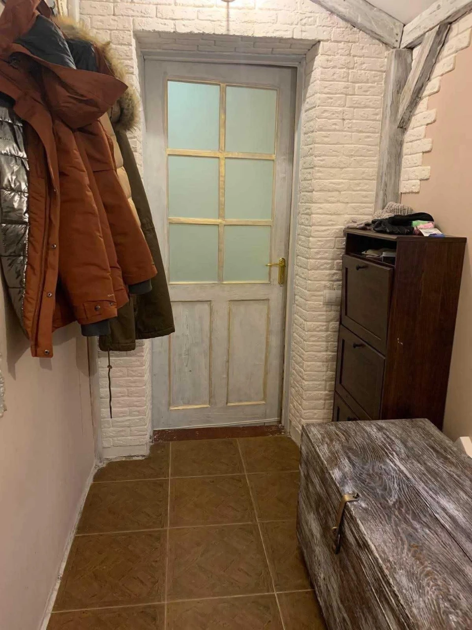 Sale of 1 room apartment near park and the University of...