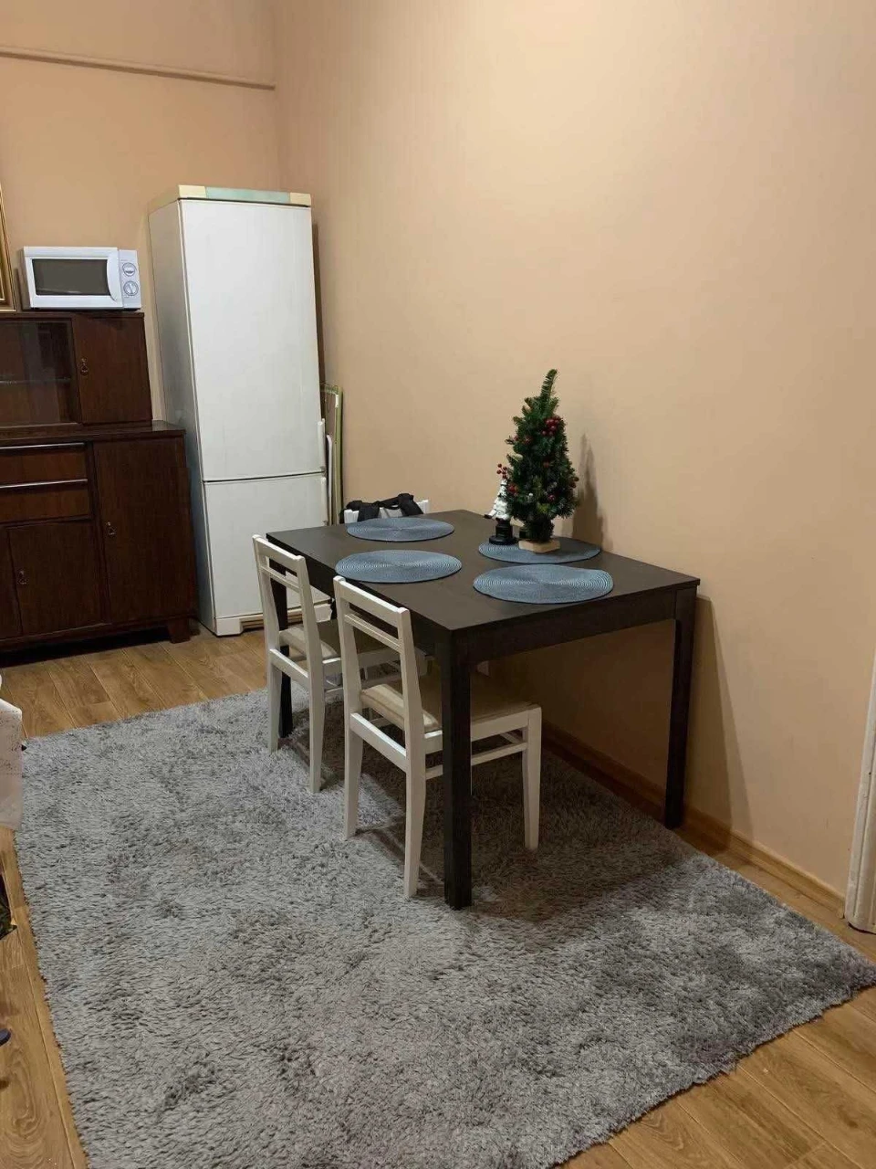 Sale of 1 room apartment near park and the University of...
