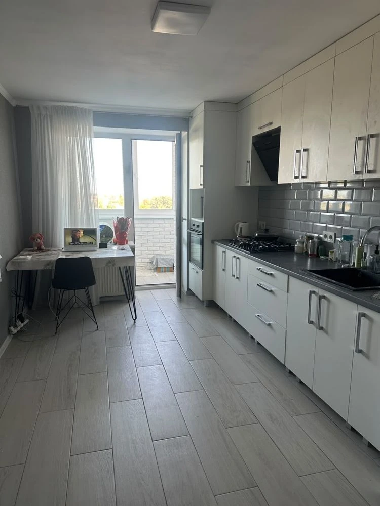 One-bedroom Apartment, New 31B