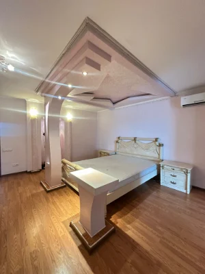Spacious 4-bedroom apartment with individual heating