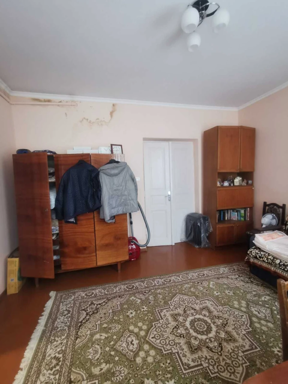 Продаж 4 кім будинку вул. Зустрічна