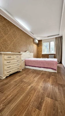 Продаж 3 кімнатної квартири  вул  ак. Філатова Черемушки  кв