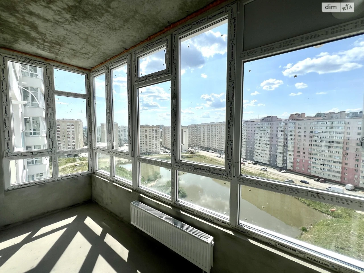 Продаж Квартира Озерна