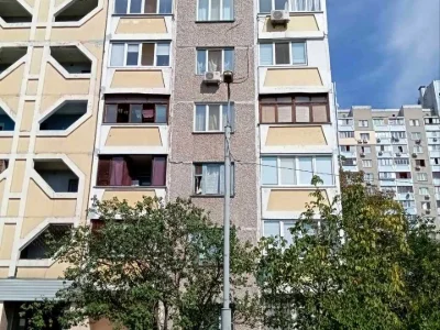 Apartment. Liskivska st., Kyiv