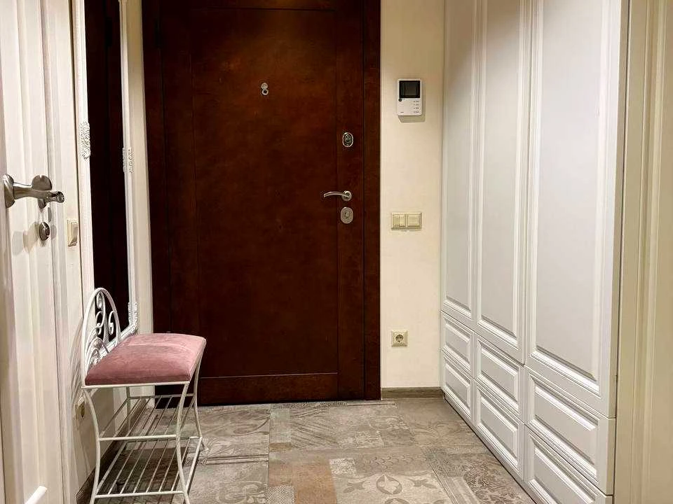 Apartment. Kyiv, Demievska Street