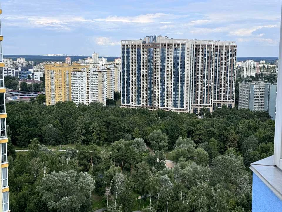 Квартира. Київ, Воскресенська вулиця