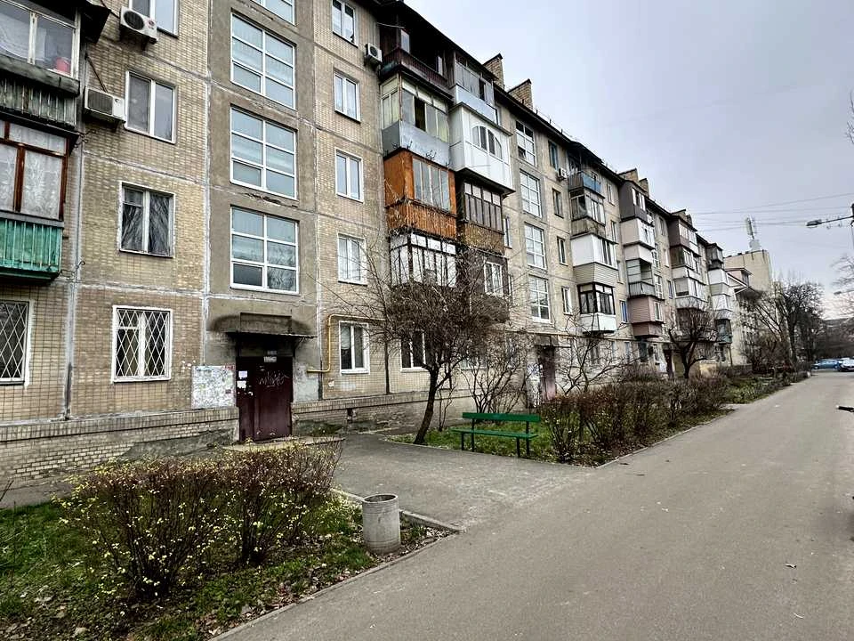 Apartment. Kyiv, Tampere Street.