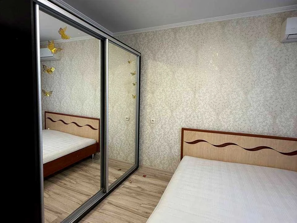 Apartment. Odesa, Lustdorfska Street, вул.