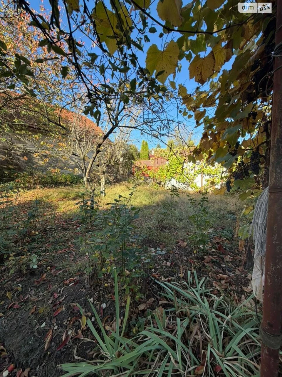 House Center for Sale