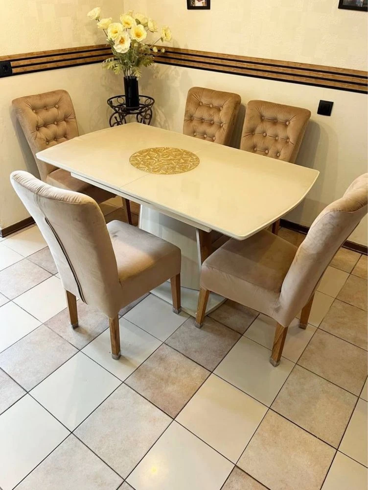 Sale of a 4-bedroom apartment in the Oasis complex