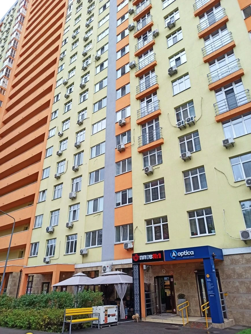 ЖК "Яскравый", Оболонський район, мікрорайон "Мінський", вулиця Калнышевська