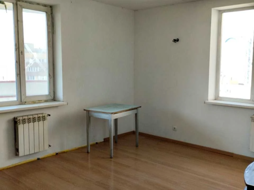 Apartment. Mykola Rudenko Blvd, Kyiv
