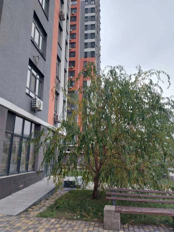 Продам 1-к квартиру Київ, Оболонський, Миколи Гулака вул, 4