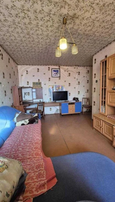 Продам 2к. кв. с раздельными комнатами на Северной Салтовке,