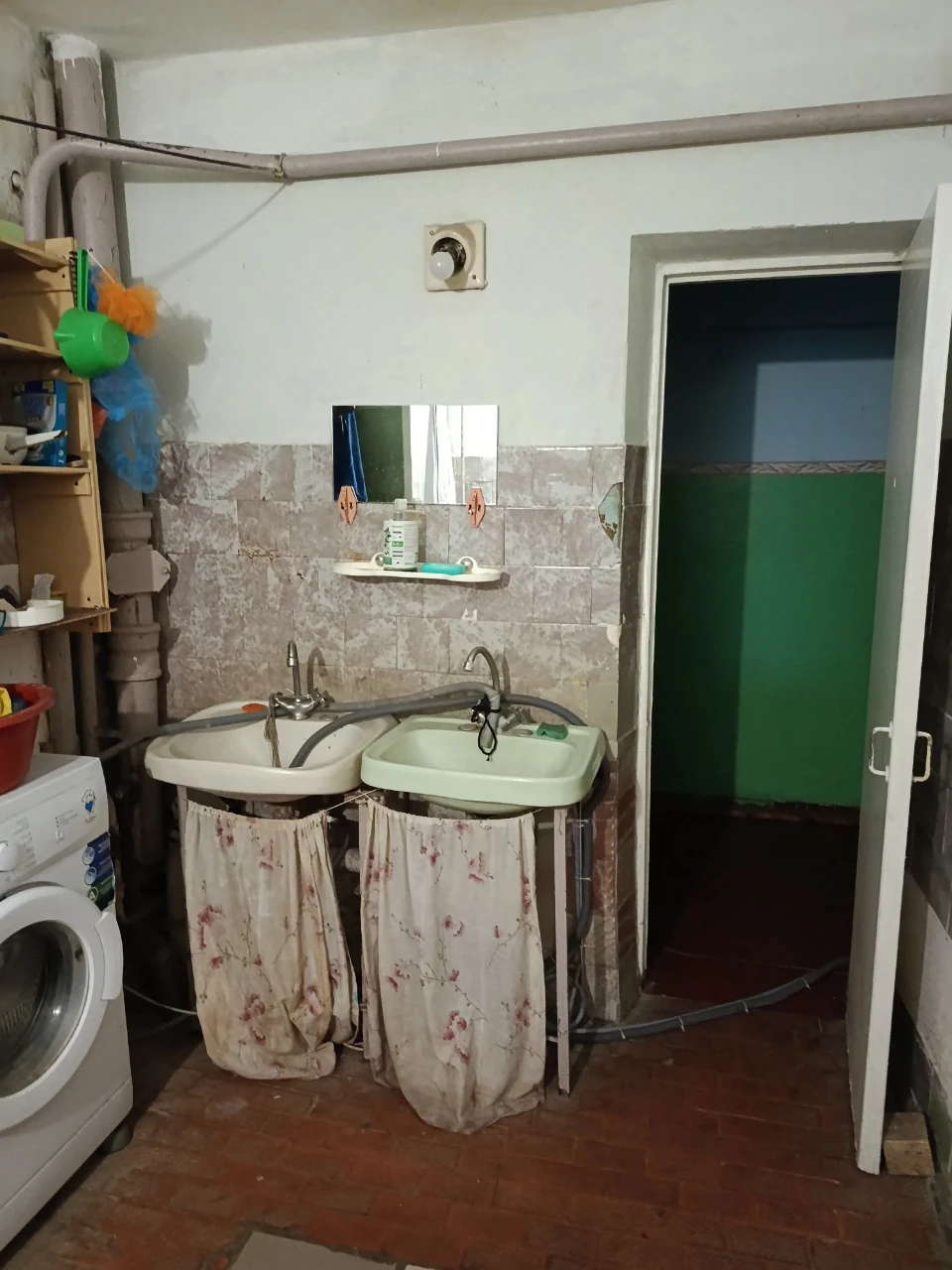Продаётся комната в общежитии