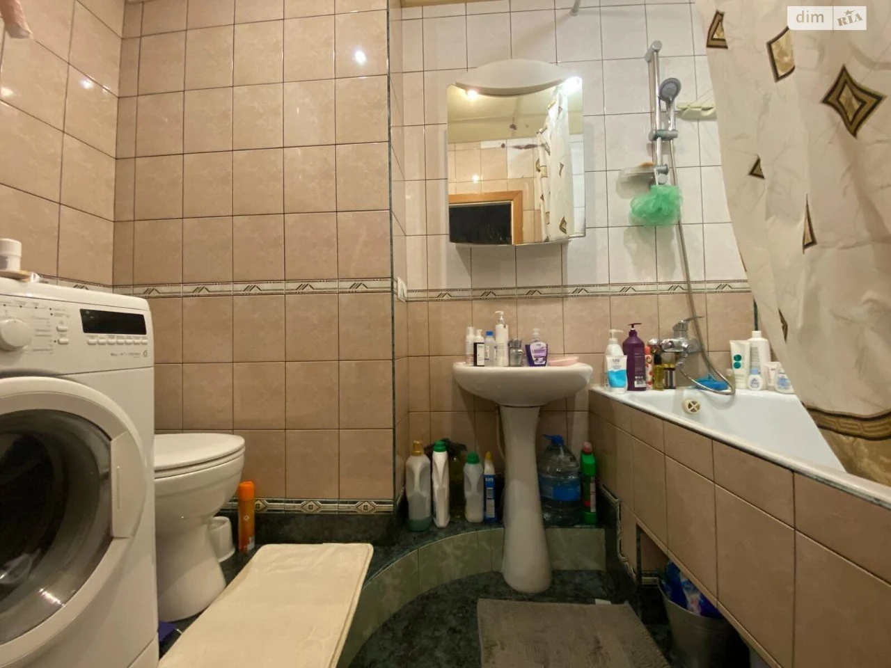 Apartment for Sale – Saksagan Street