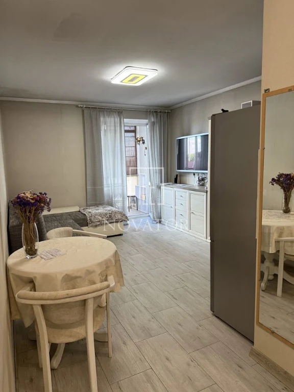 Продажа: 1-комнатная квартира с ремонтом, мебелью и техникой
