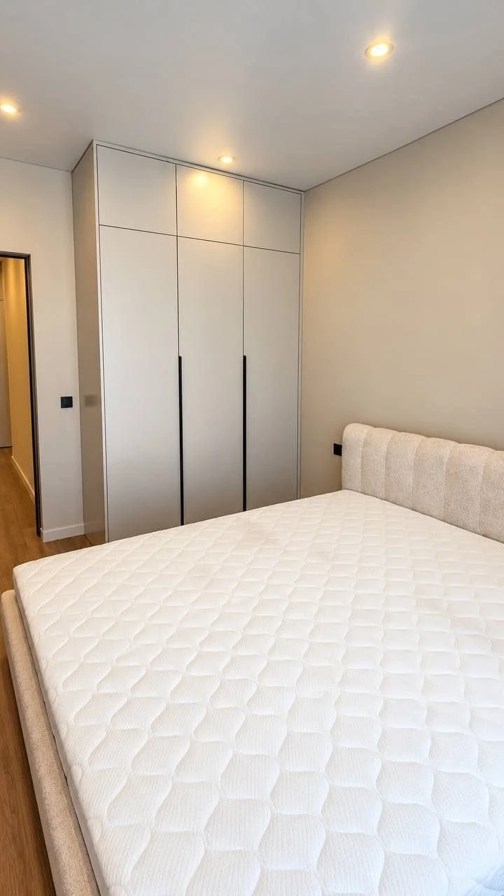 Sale of a 2-room apartment in residential complex B4 / gas heating / resale