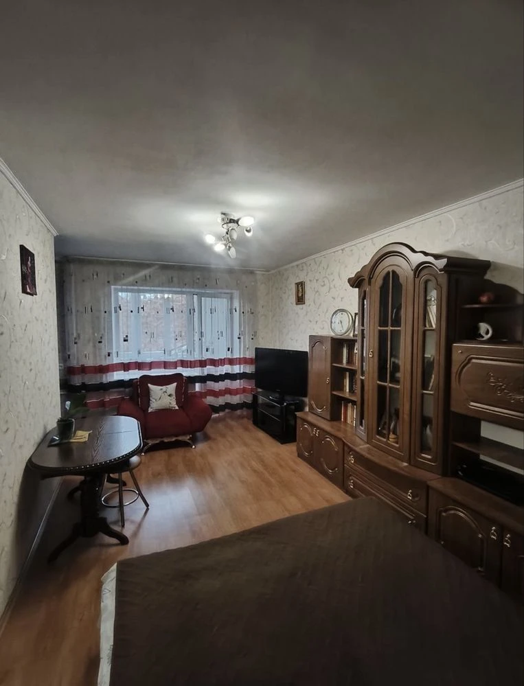 1-bedroom apartment in the center of Zhytomyr, price is negotiable