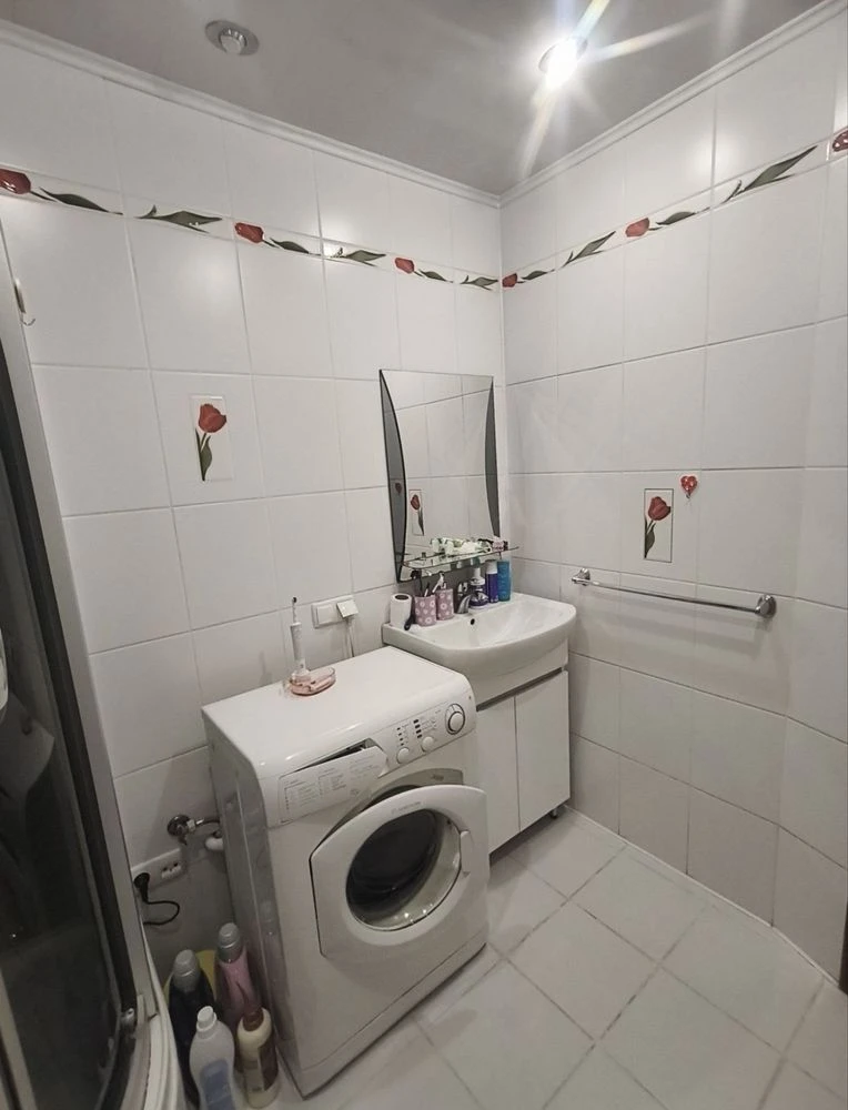 1-bedroom apartment in the center of Zhytomyr, price is negotiable