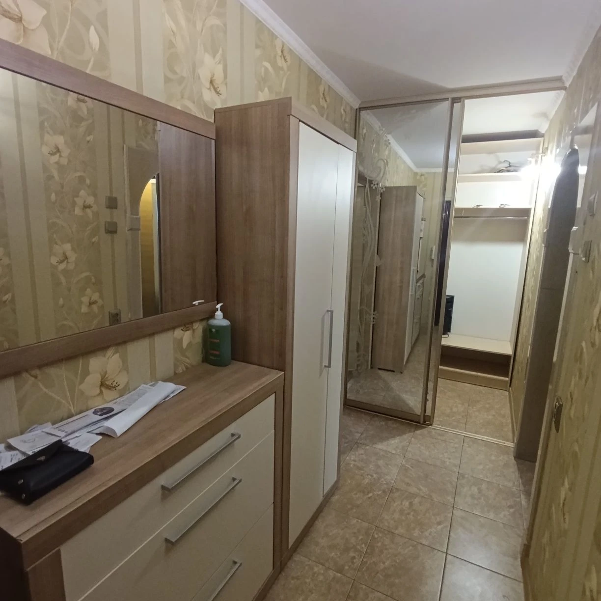 Продаю 1-комнатную квартиру, проспект Корабелов