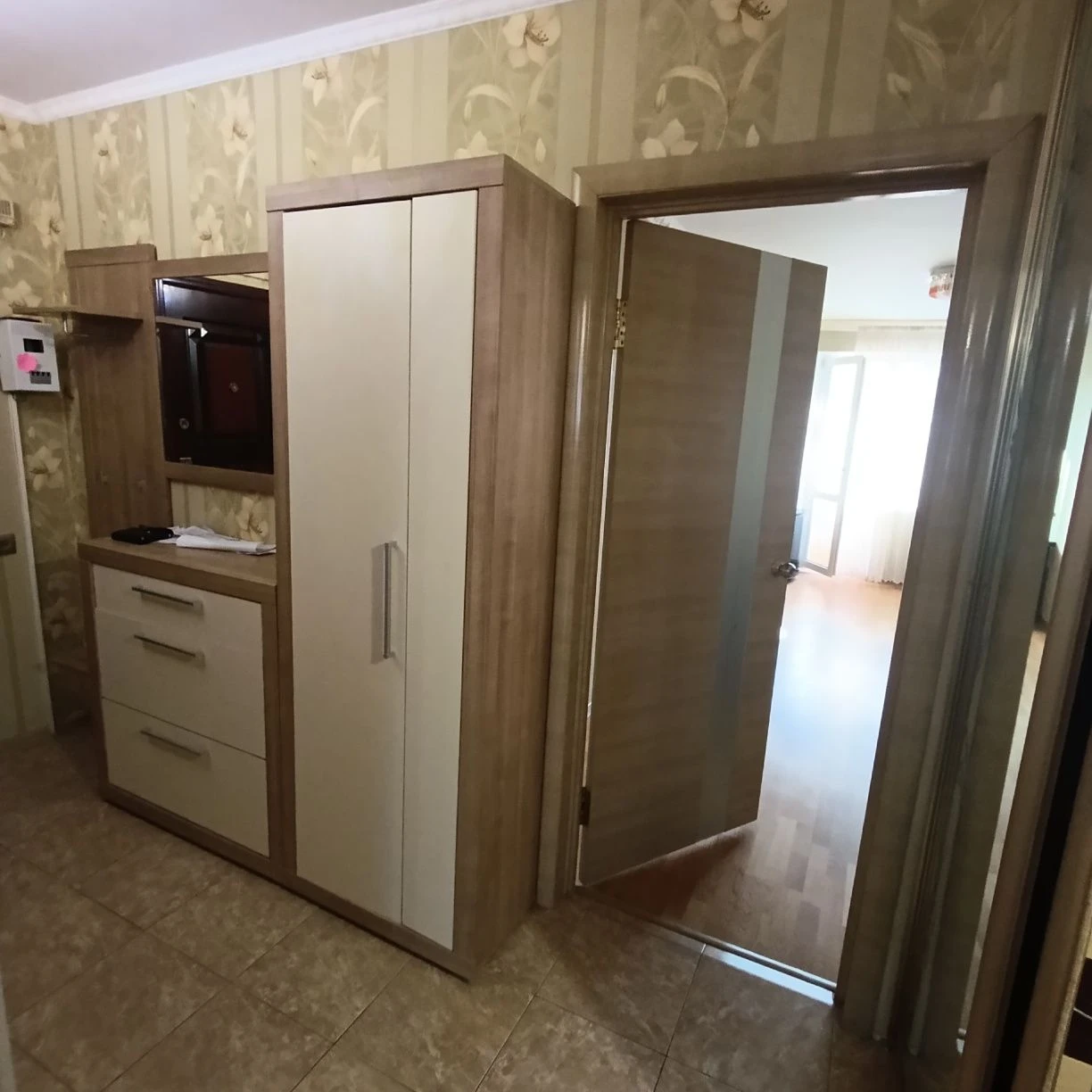Продаю 1-комнатную квартиру, проспект Корабелов