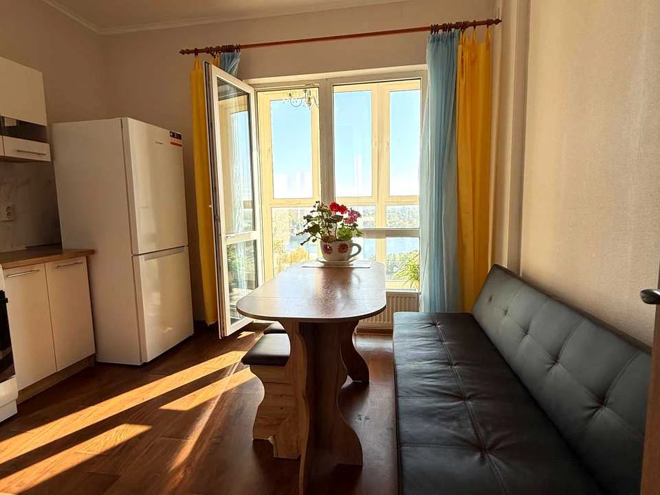 Apartment. Revukogo Street, Kyiv
