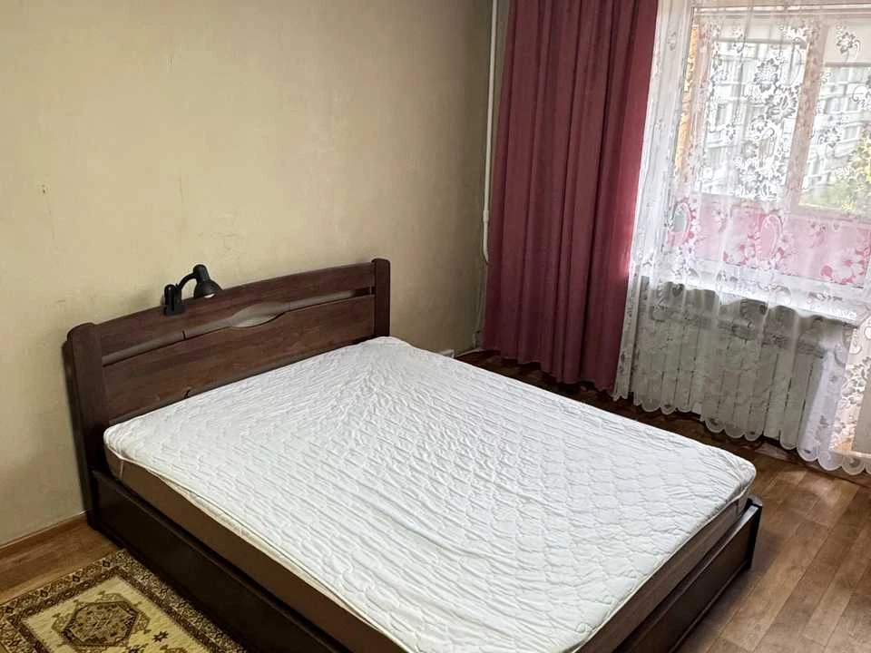 Квартира. Киев, улица Героев Дня.