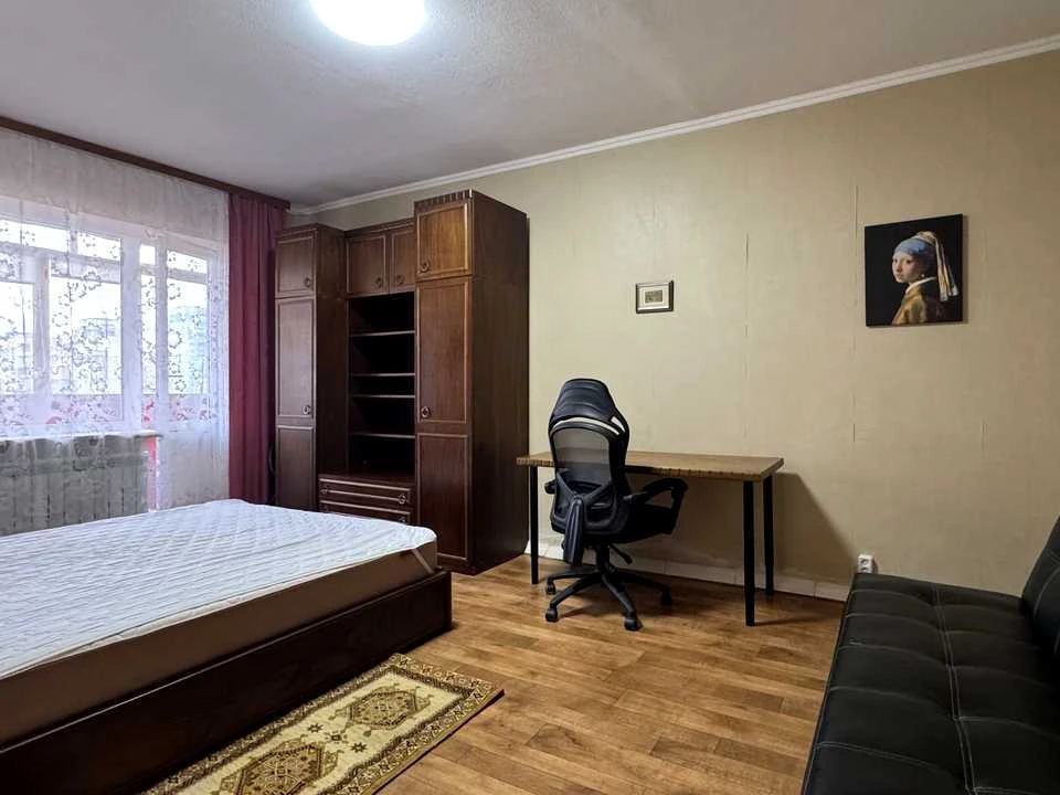 Квартира. Киев, улица Героев Дня.